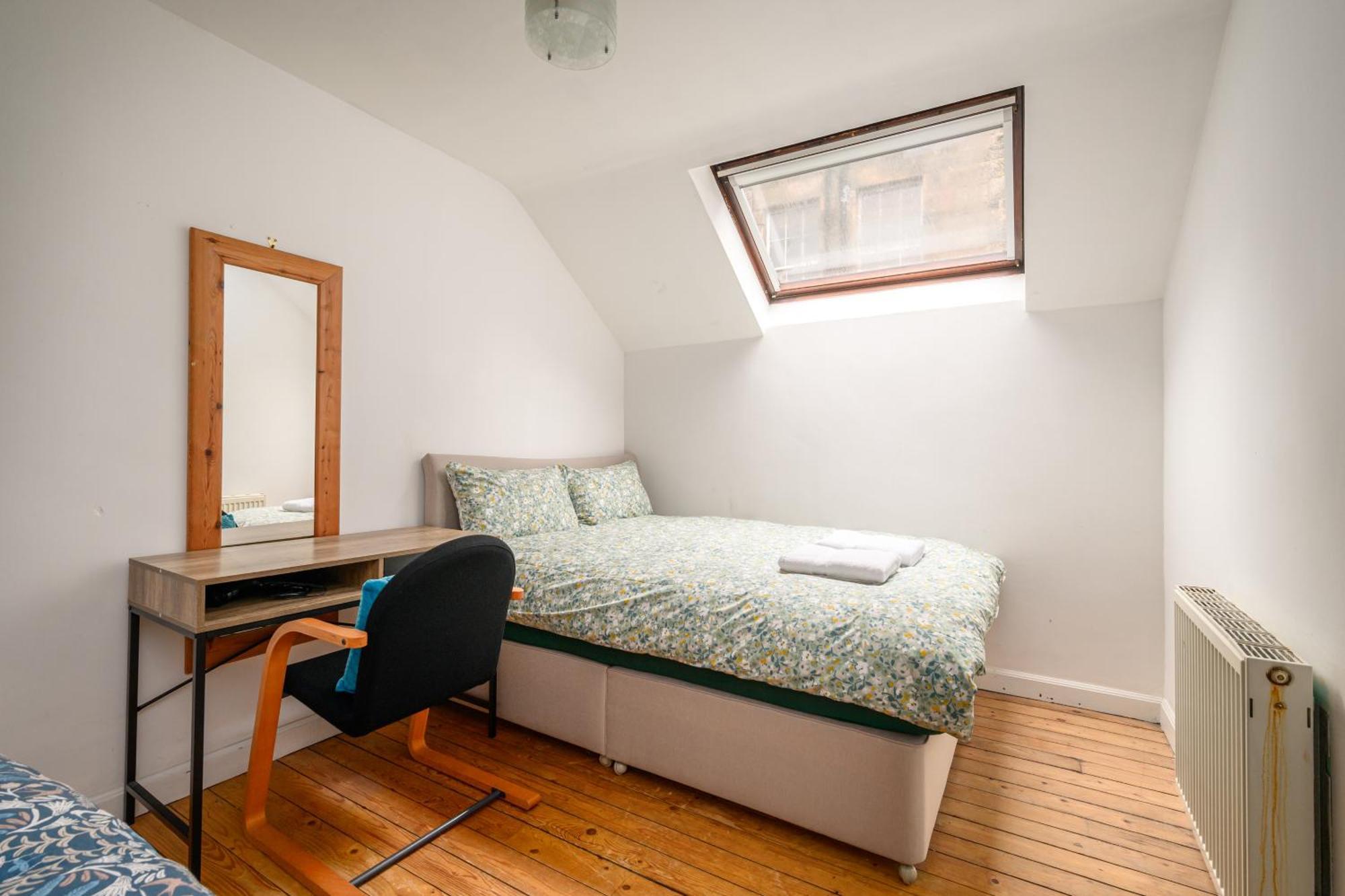 Bright - Central - Sleeps 10 EDI Buitenkant foto